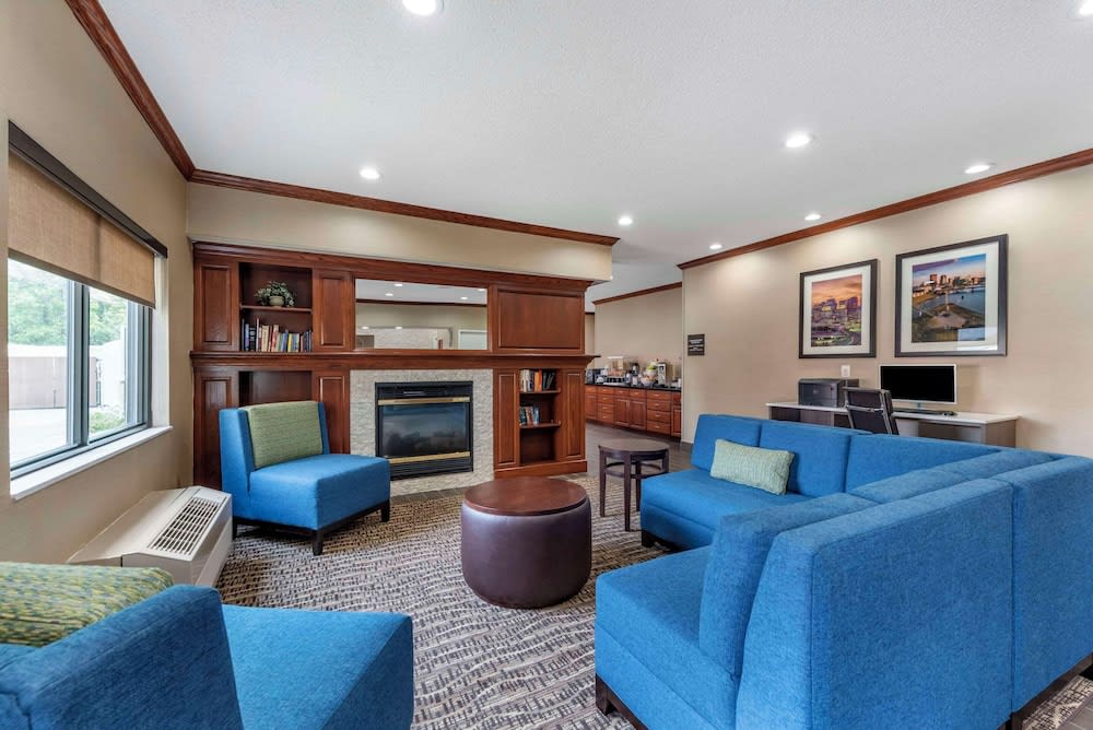 Comfort Inn & Suites Middletown - Franklin 2