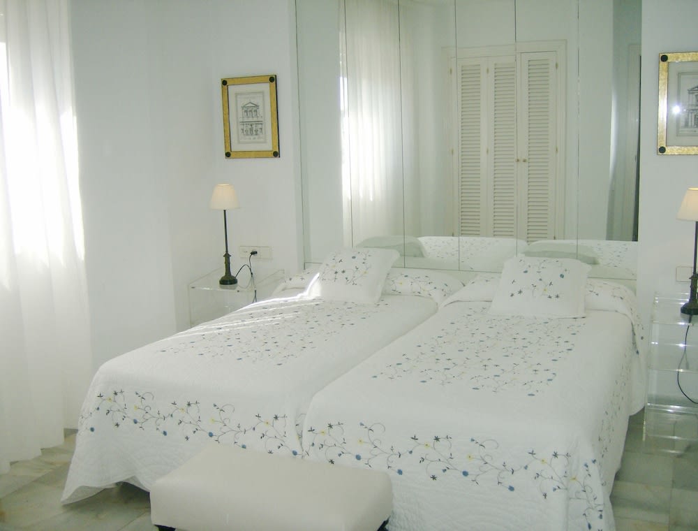 Hotel Suites Albayzin Del Mar 2