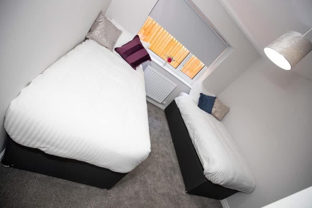Lynwood House 2