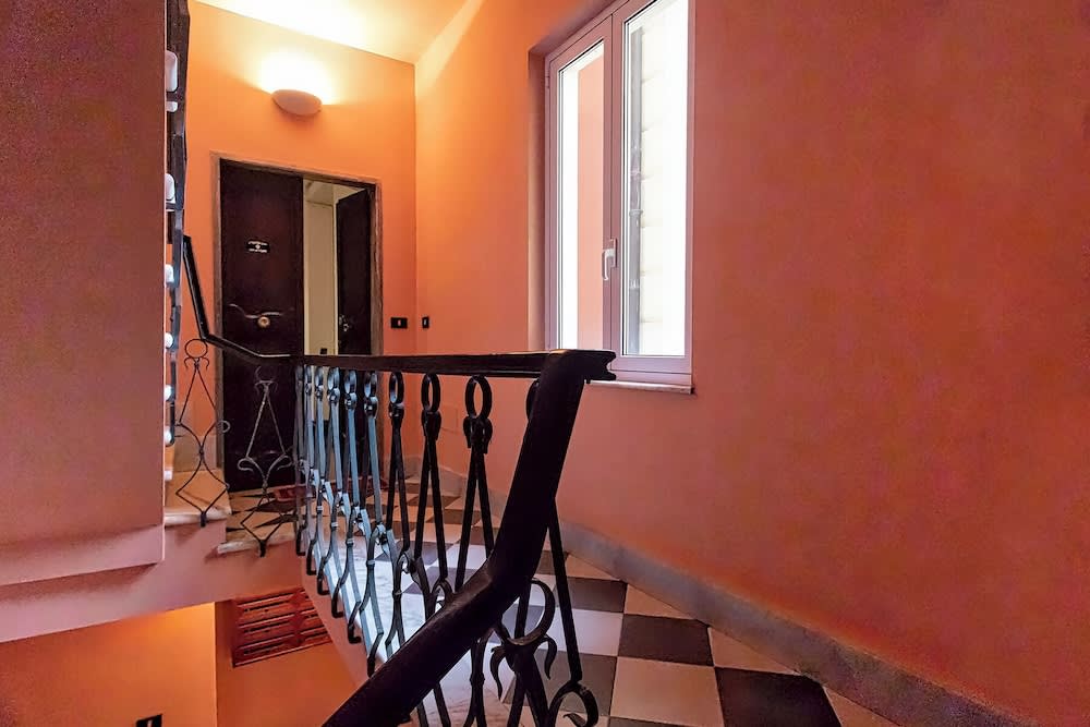 Santa Chiara Apartment 2