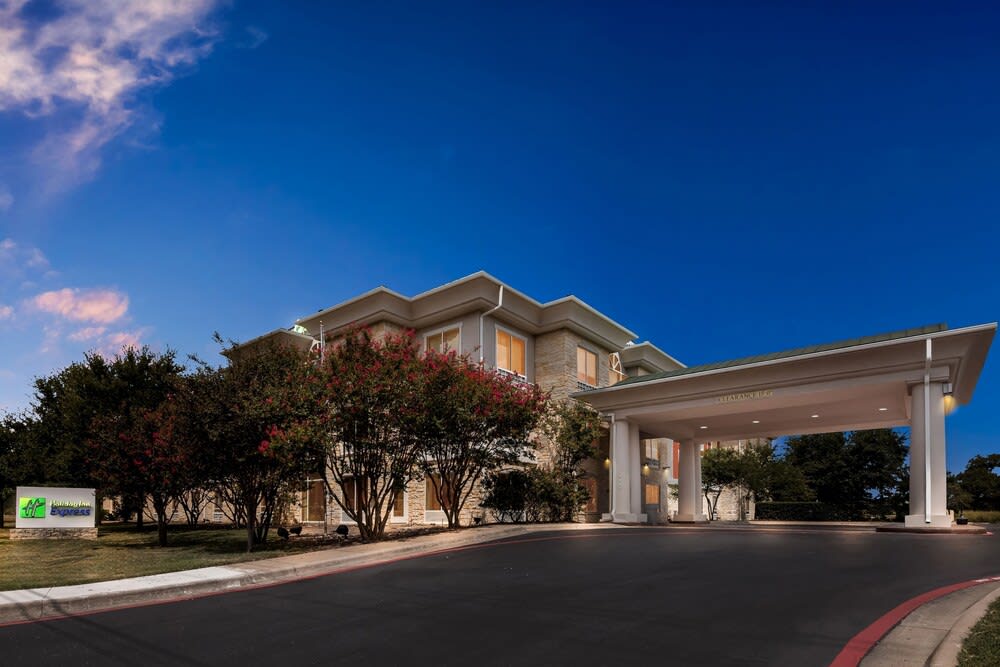 Holiday Inn Express & Suites AUSTIN SW - SUNSET VALLEY by IHG 1