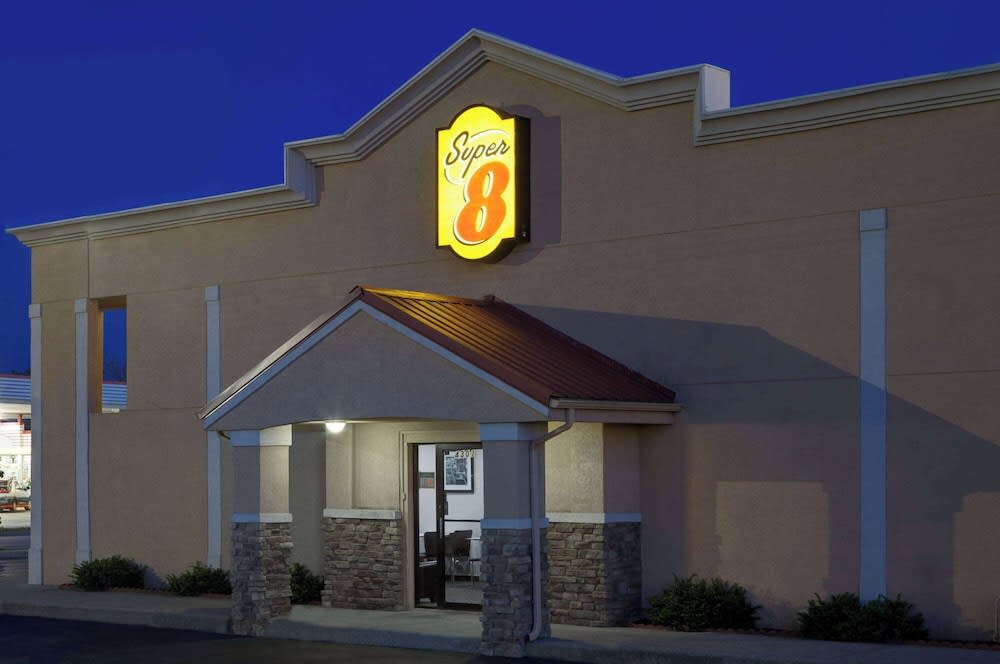 Super 8 by Wyndham Lafayette / Purdue Area 1