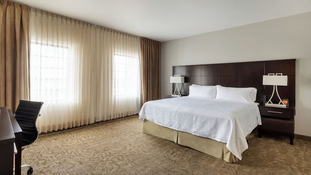 Staybridge Suites CHIHUAHUA by IHG 2