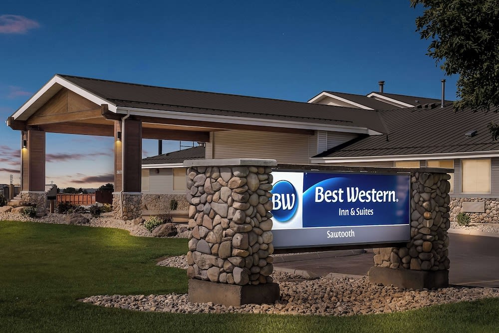 Best Western Sawtooth Inn and Suites 1