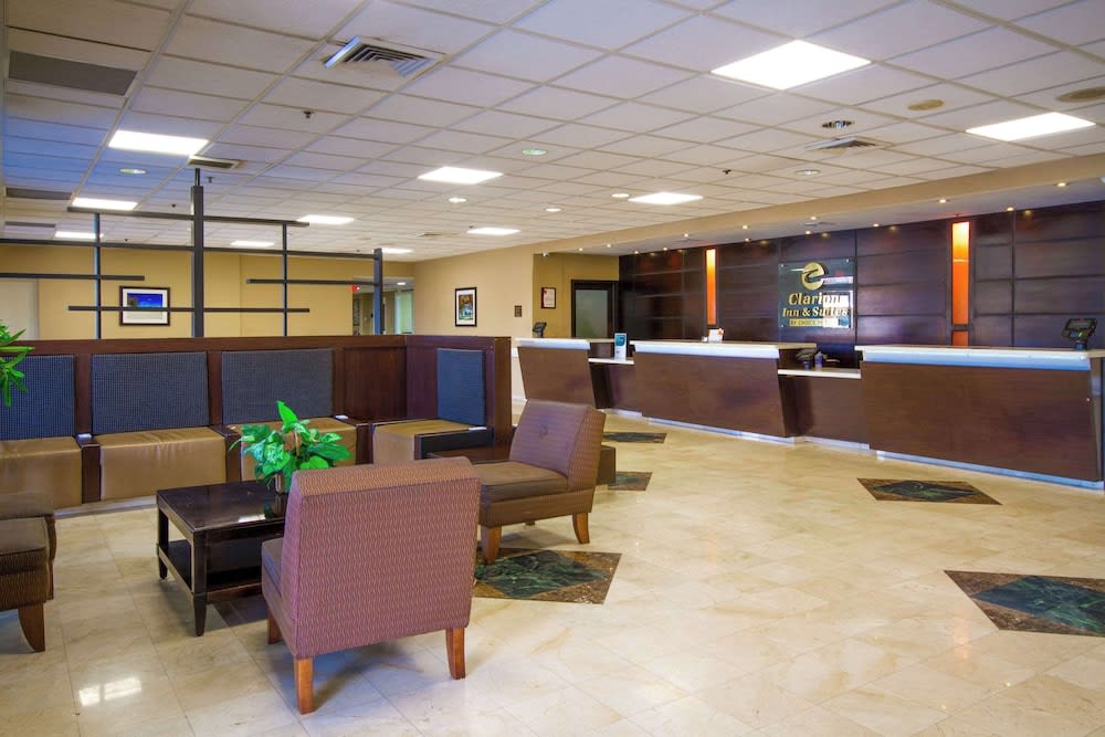 Clarion Inn & Suites Miami International Airport 5