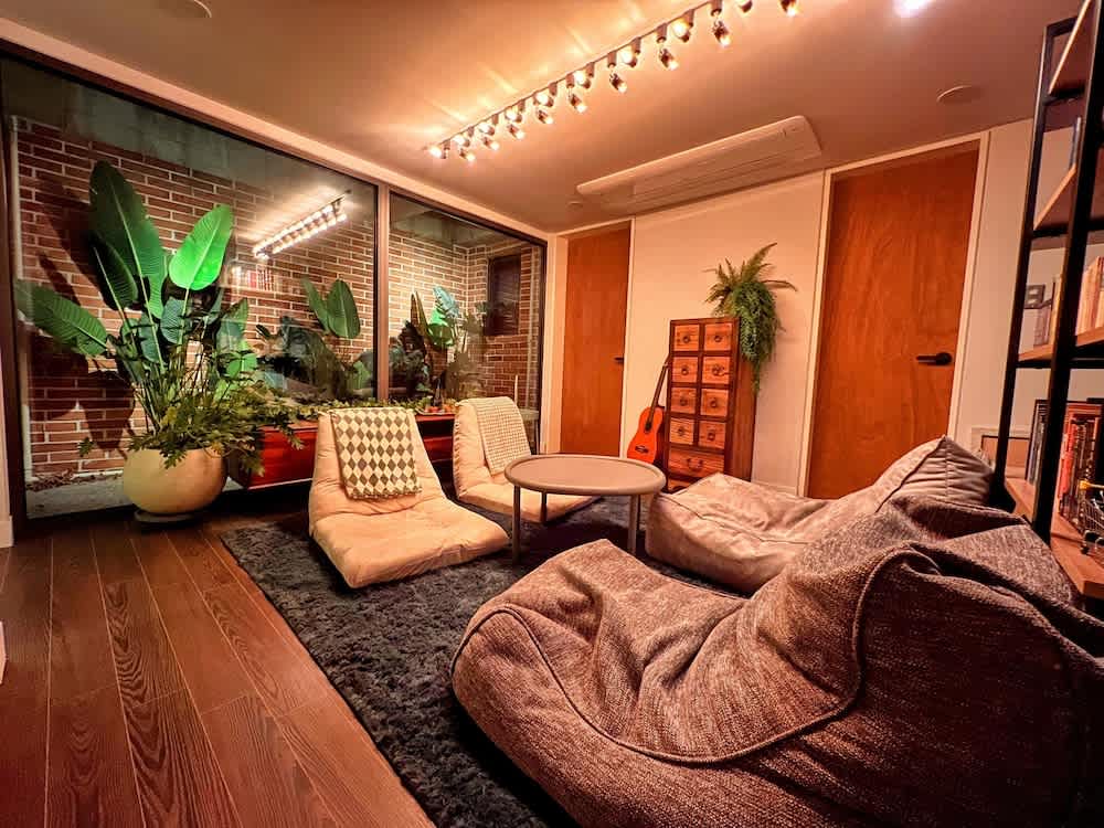HHZib, homestay on a hill in the heart of Seoul - 'BEST SEOUL STAY 2024-25' by Seoul 1