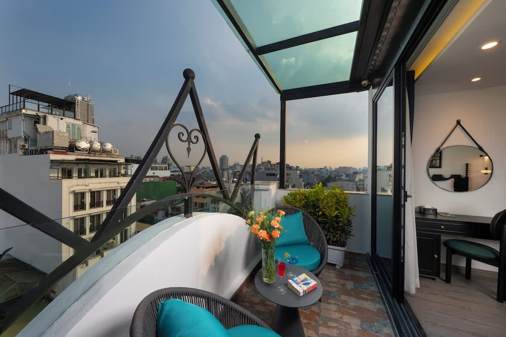 SQ Hang Gai Hotel & Spa 1