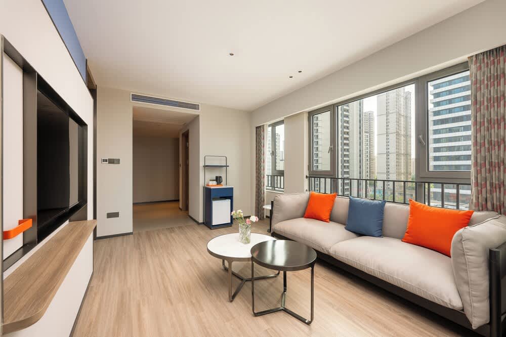 Holiday Inn Express Taizhou City Center by IHG 2