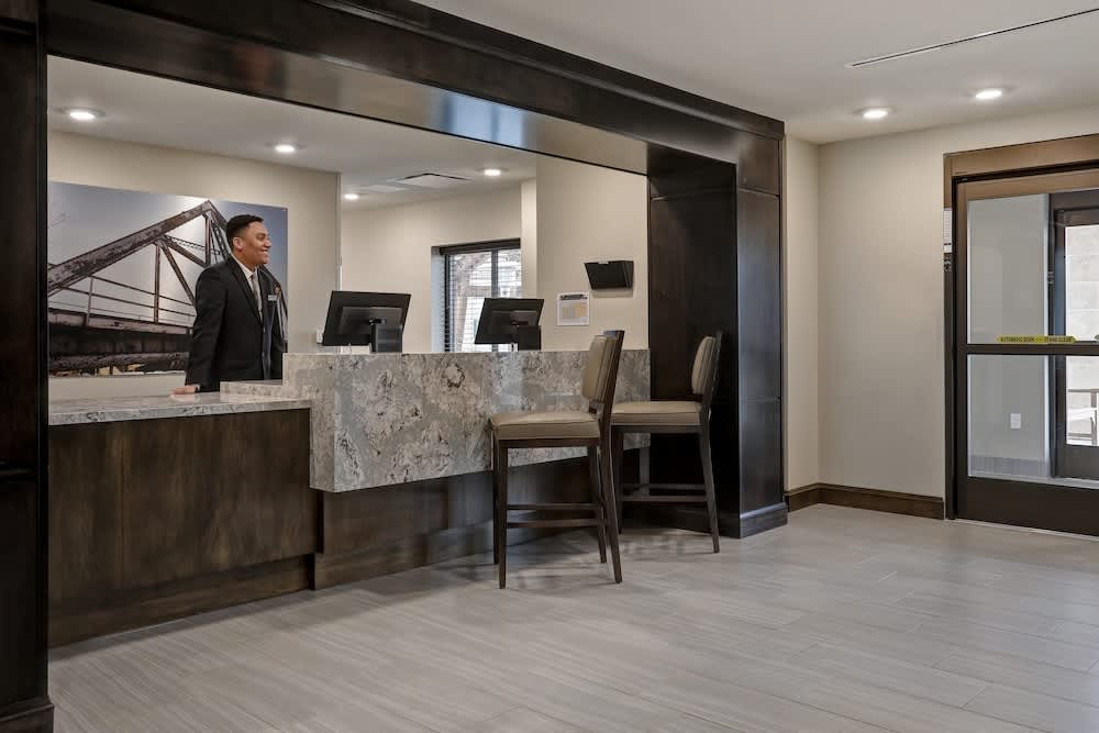 Staybridge Suites OVERLAND PARK-KANSAS CITY AREA by IHG 1