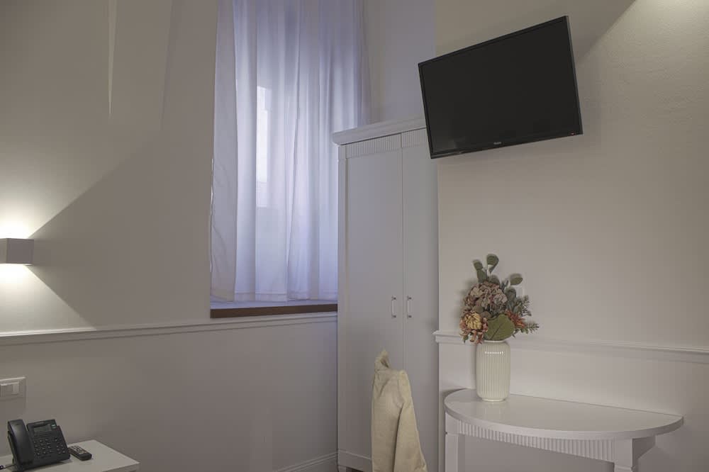 Palazzo Sant'Elena 3