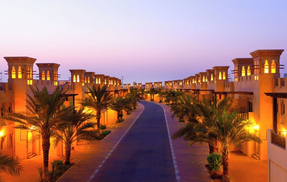 Al Hamra Village Hotel 1