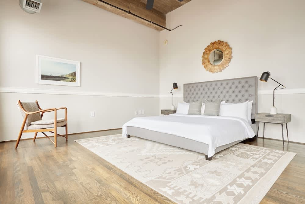 The District at Hogg Palace, A Wyndham Hotel 2