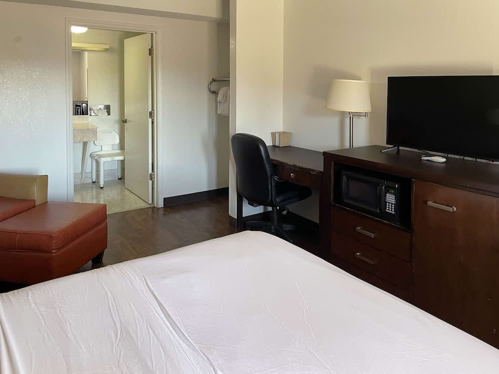 Motel 6 Fancy Gap VA 4