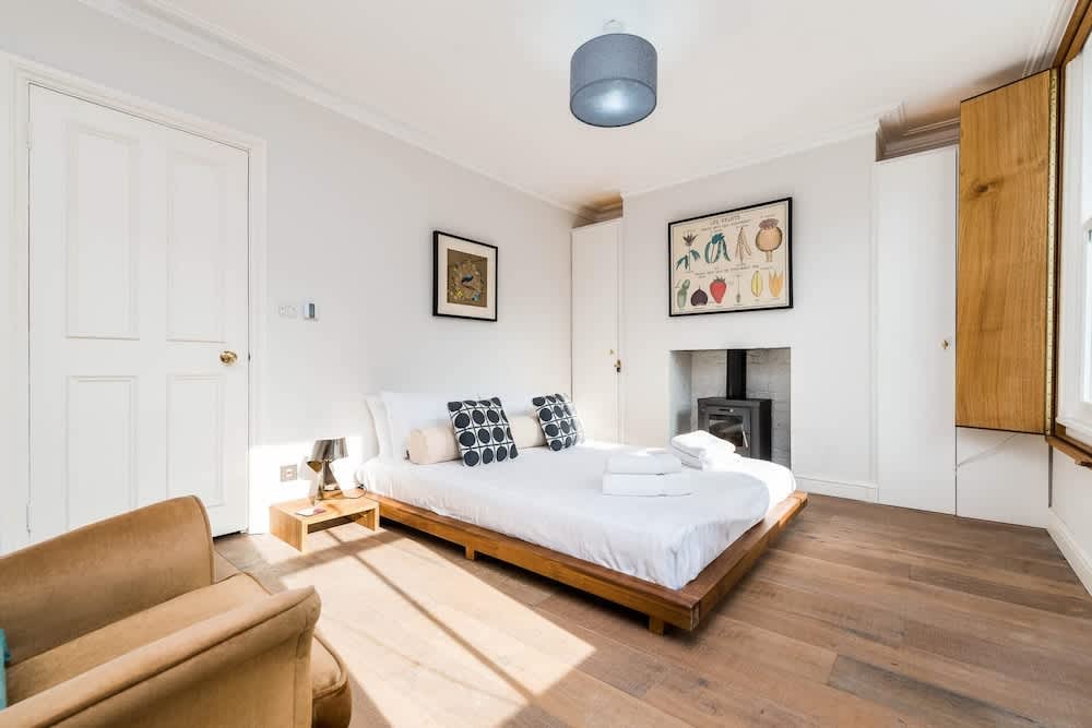 Stunning 3BD Flat Shoreditch with Hidden Garden 2