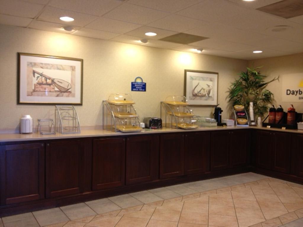 Hotel Dothan 2