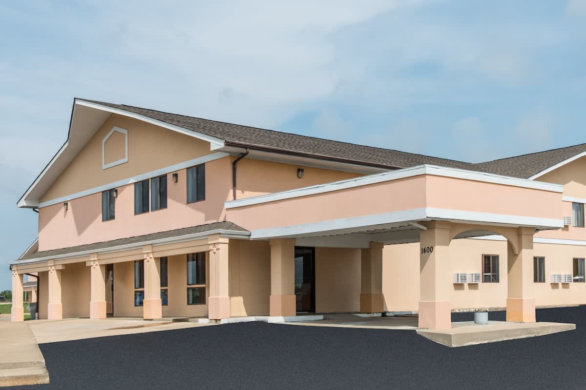 Knights Inn Wentzville MO 1