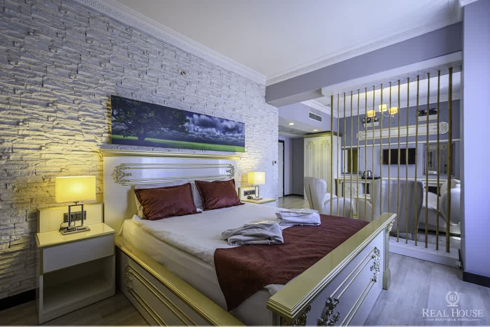 Real House Hotel 1