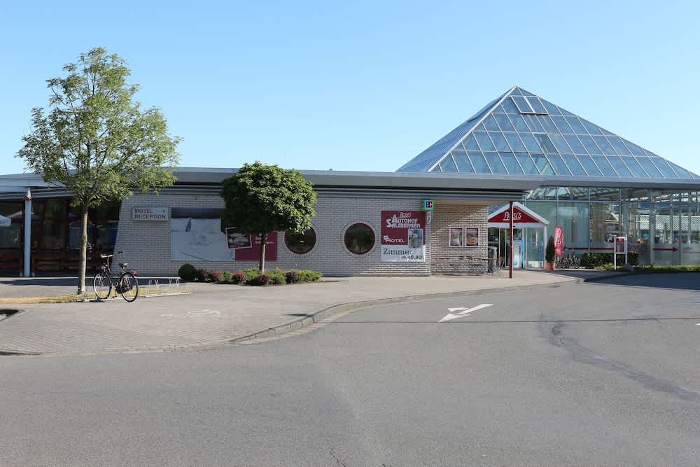 Autohof Hotel Salzbergen 1