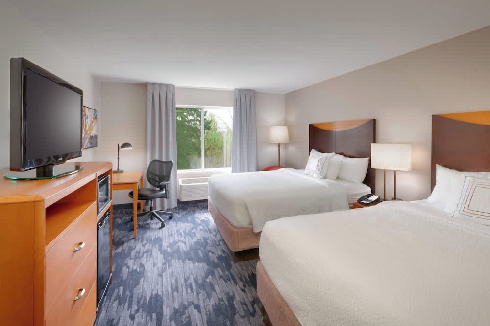 Fairfield Inn & Suites Seattle Bellevue/Redmond 1
