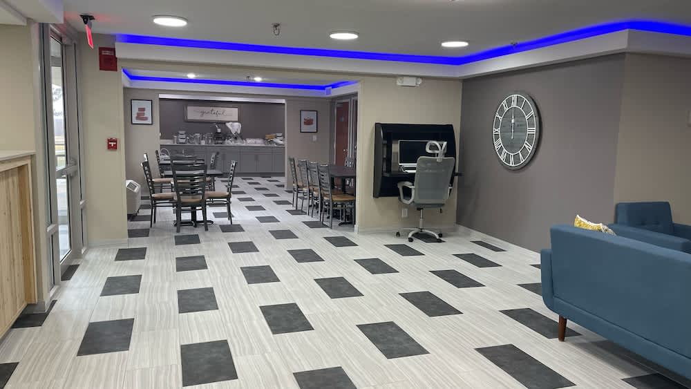 Econo Lodge Rockford Casino Area 2