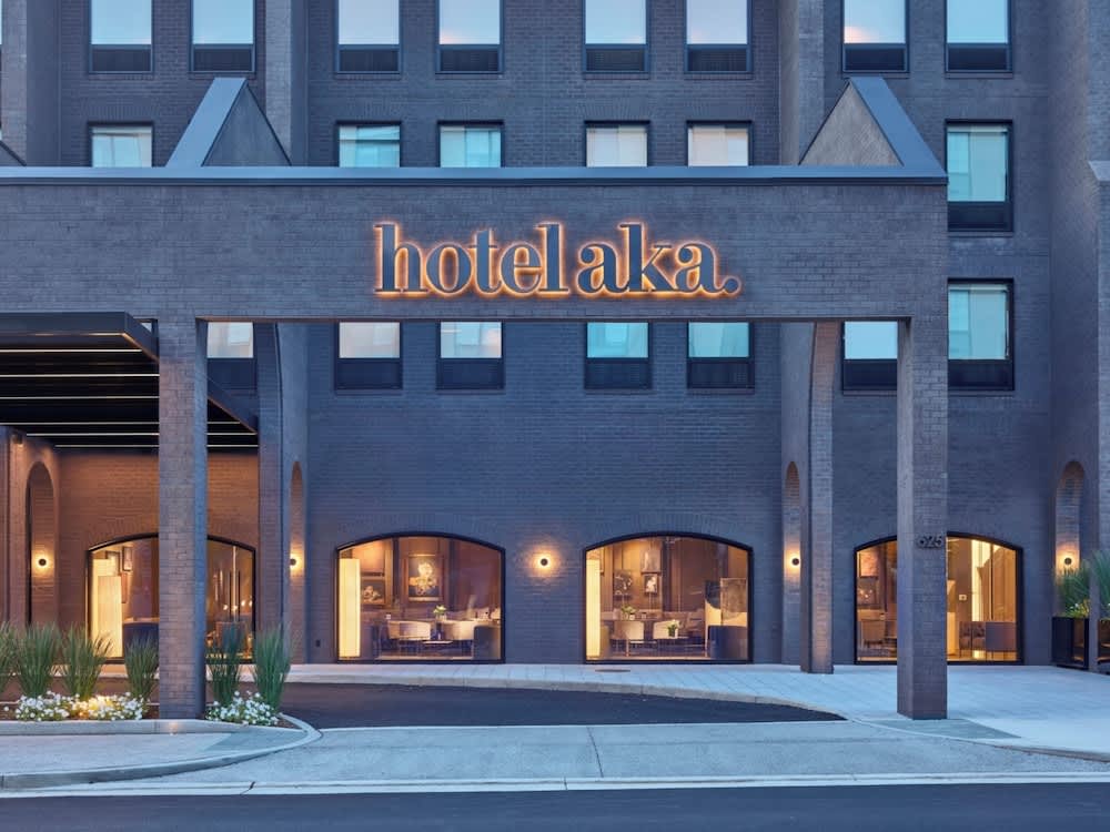 Hotel AKA Alexandria 1