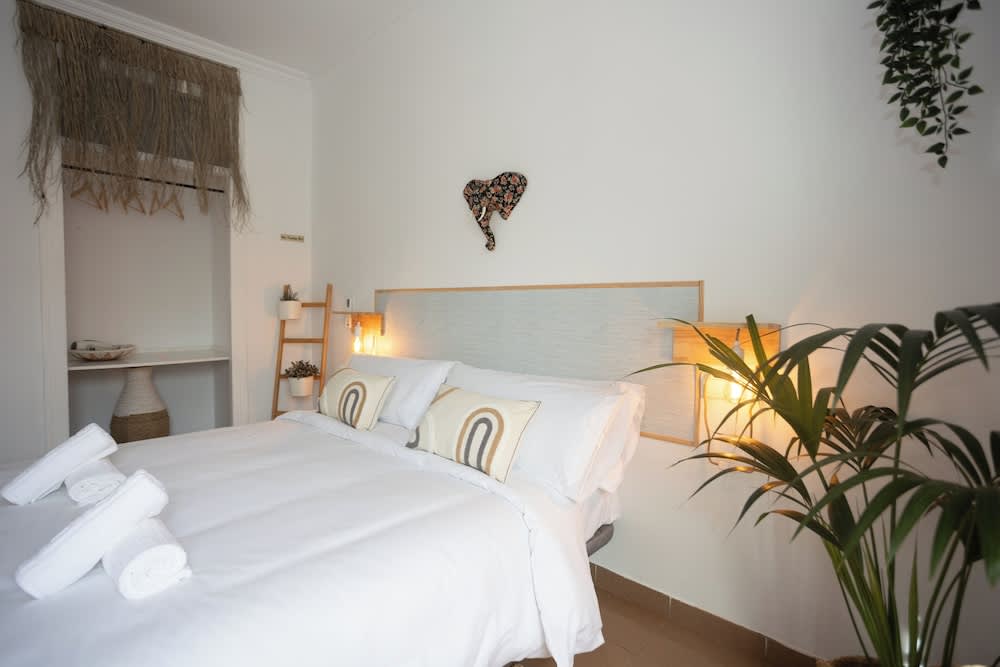 Naim Guest House Nerja 2
