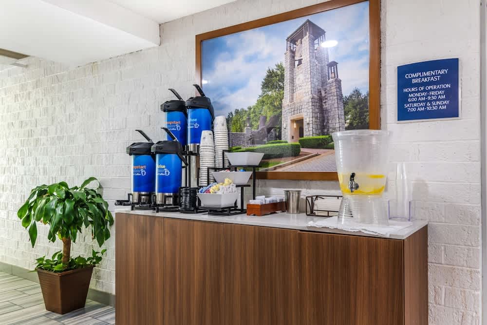 Best Western Atlanta-Marietta Ballpark Hotel 2