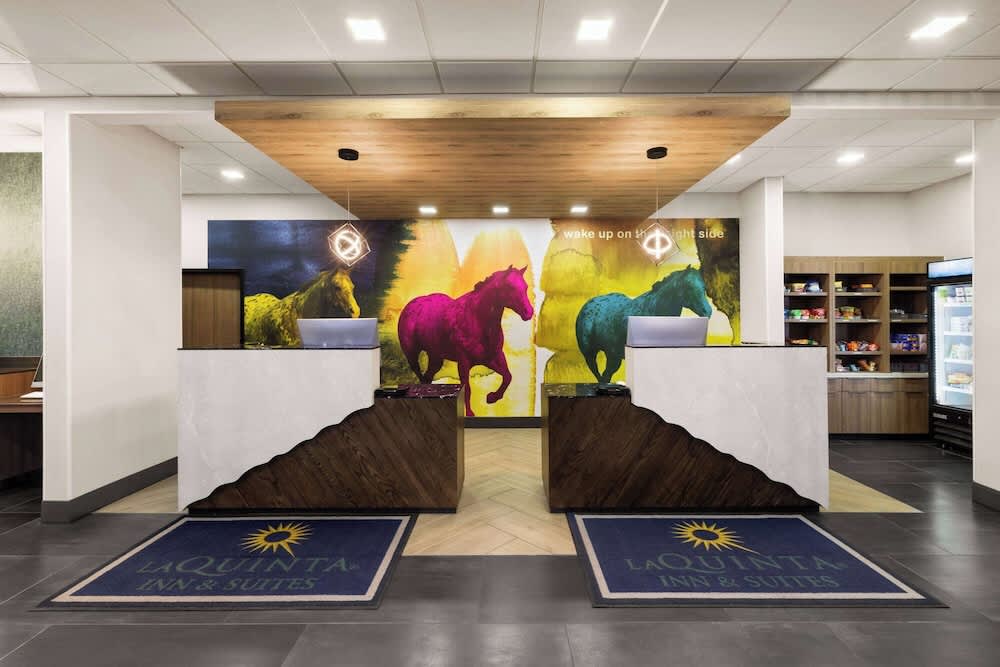 La Quinta Inn & Suites by Wyndham El Paso East Loop-375 2