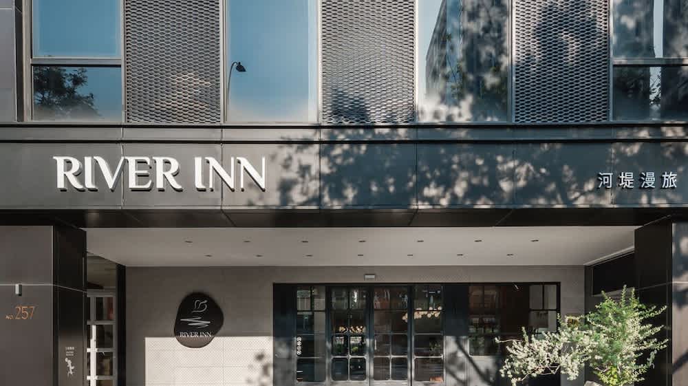 River inn Station 1