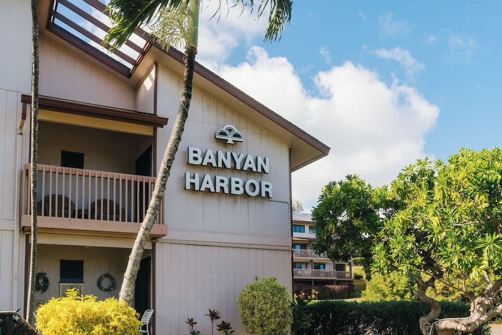 Banyan Harbor Resort 2