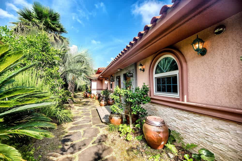 PalmValley Pool Villa Resort 1