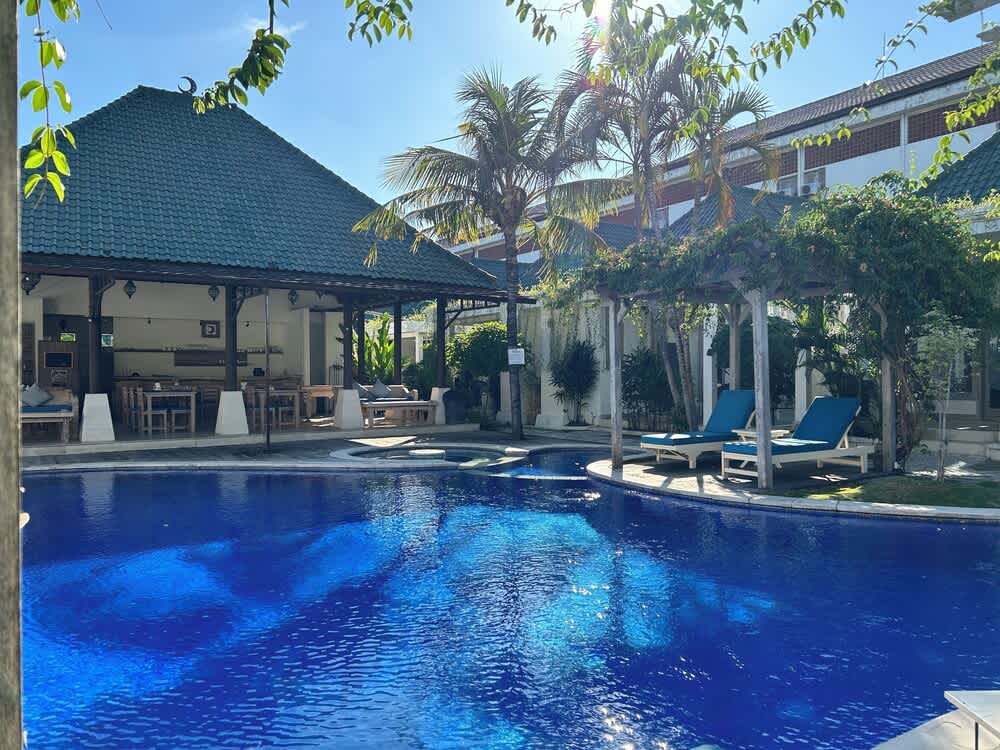 Artemis Villa Hotel 1