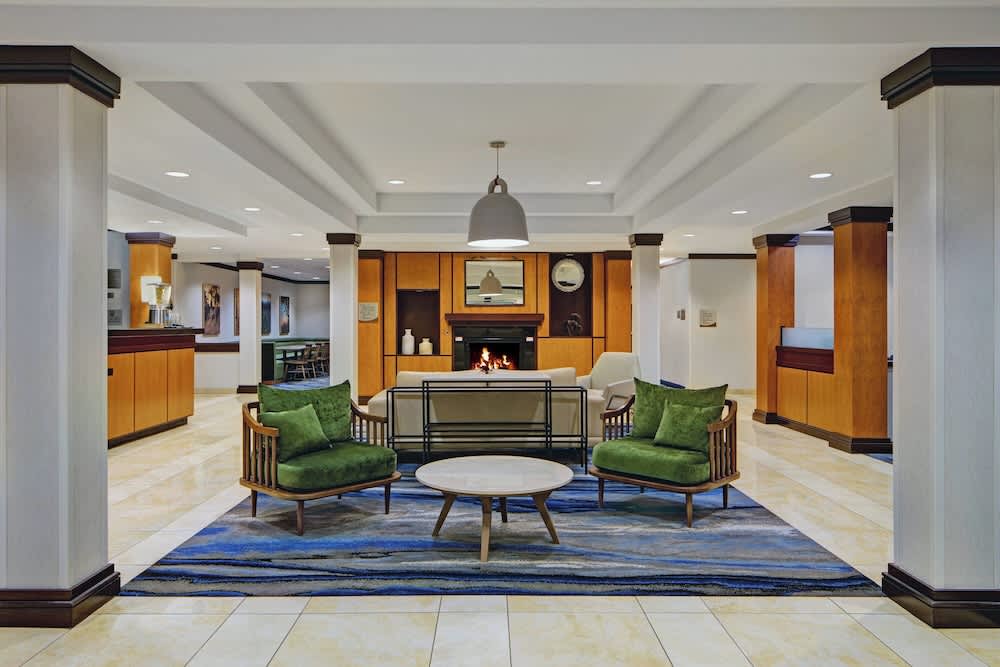 Fairfield Inn and Suites Carlsbad 2