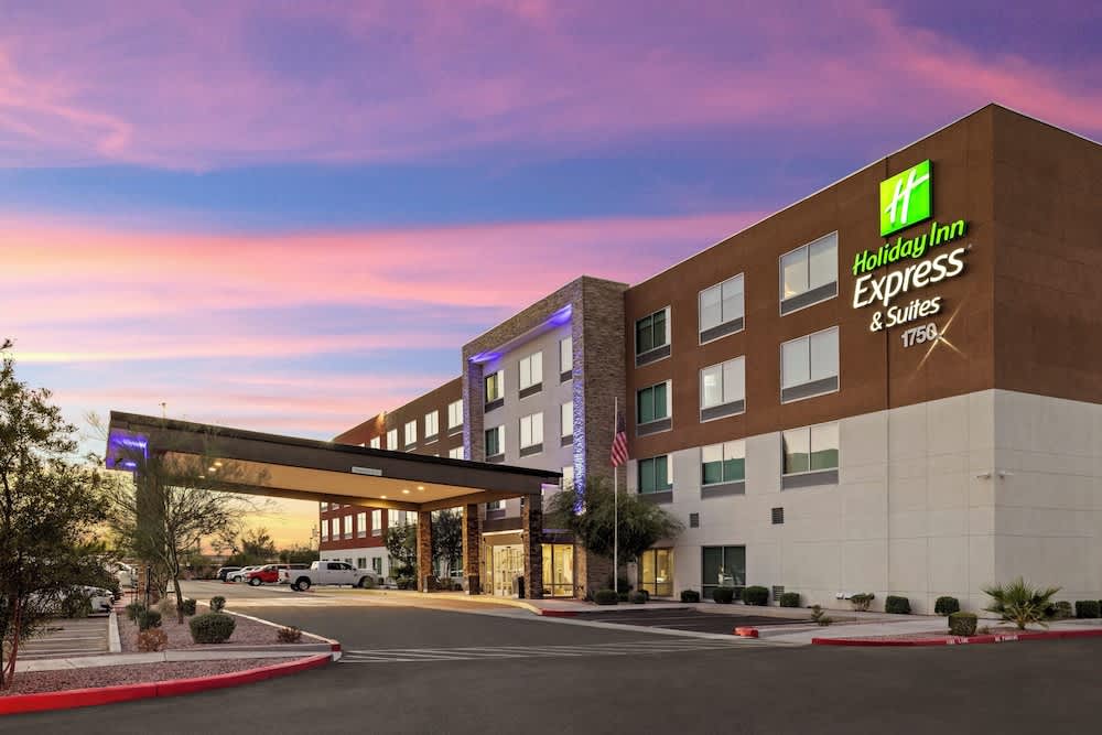 Holiday Inn Express & Suites PHOENIX WEST - TOLLESON by IHG 1