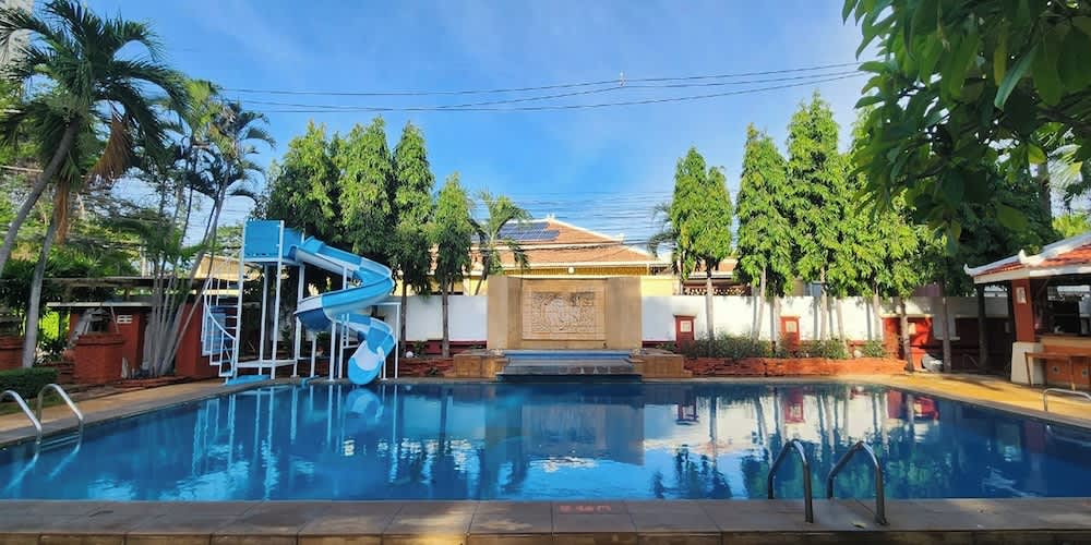 Safari Riviera Resort 1