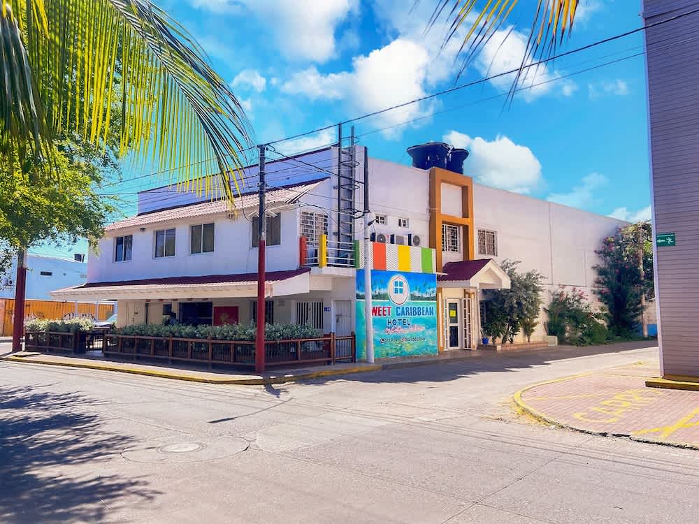 Sweet Caribbean Airport Hotel 1
