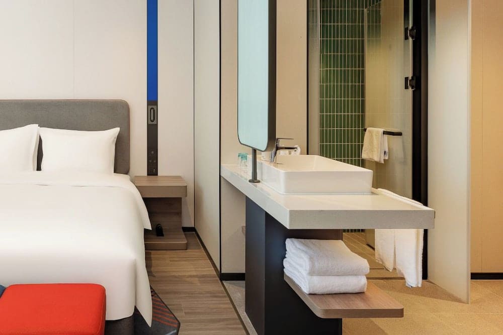 Holiday Inn Express Haimen City Center by IHG 3