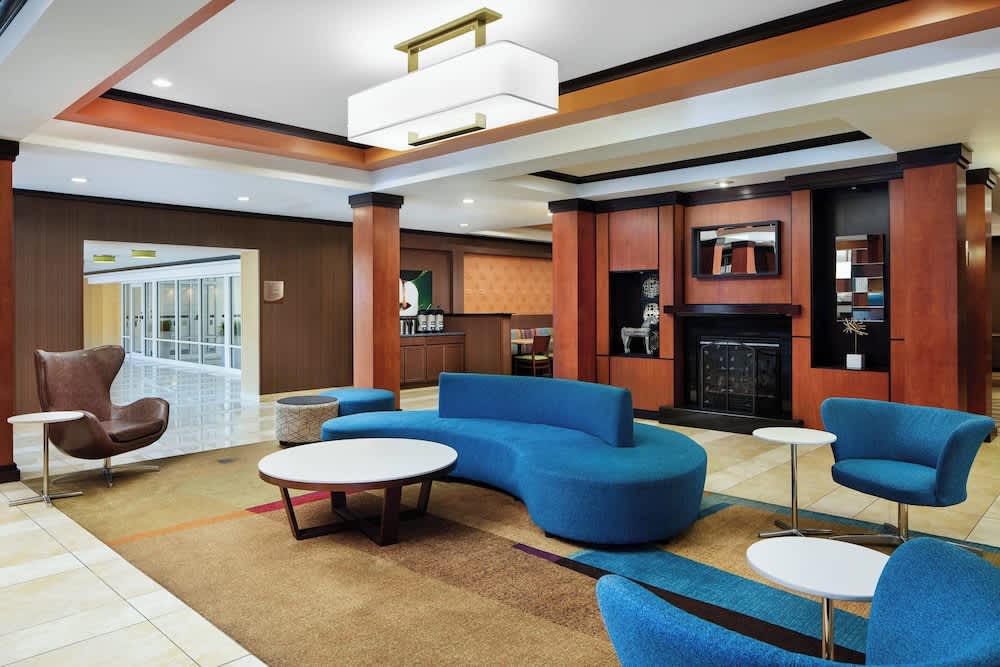 Fairfield Inn and Suites by Marriott Plainville 2