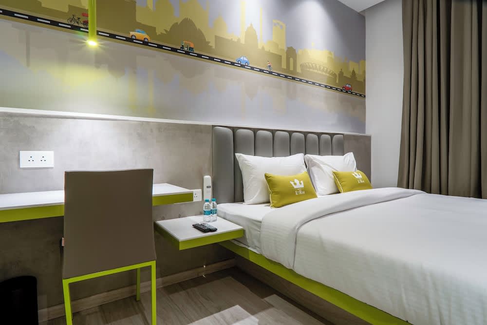 Hotel Le Roi Express Karol Bagh 5