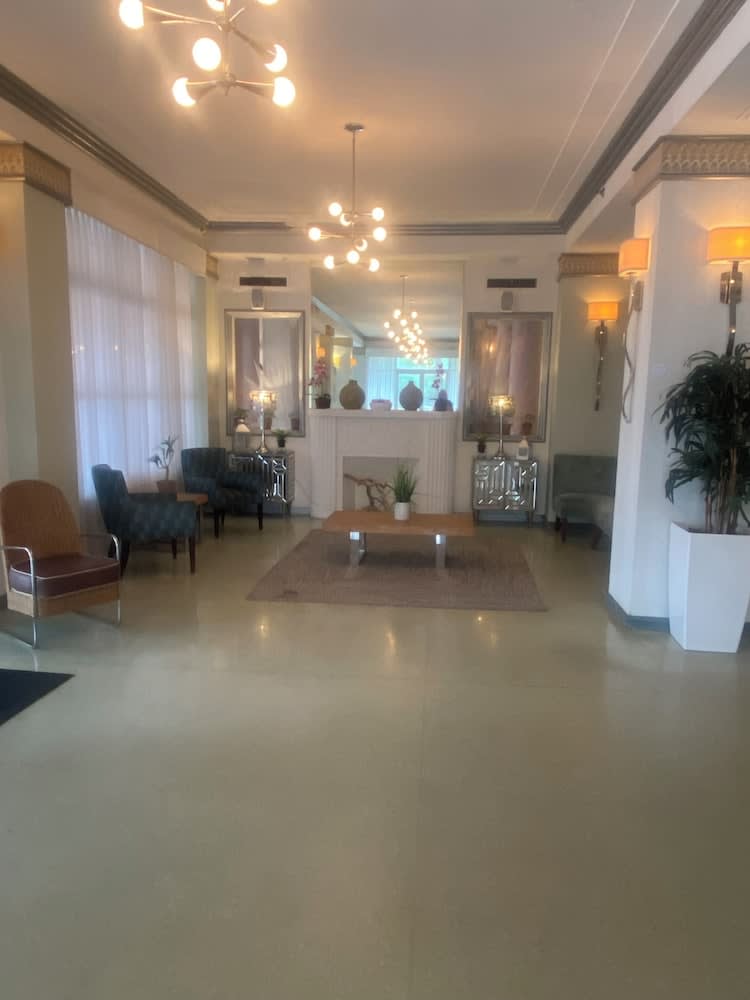 Broadmore Miami Beach 4