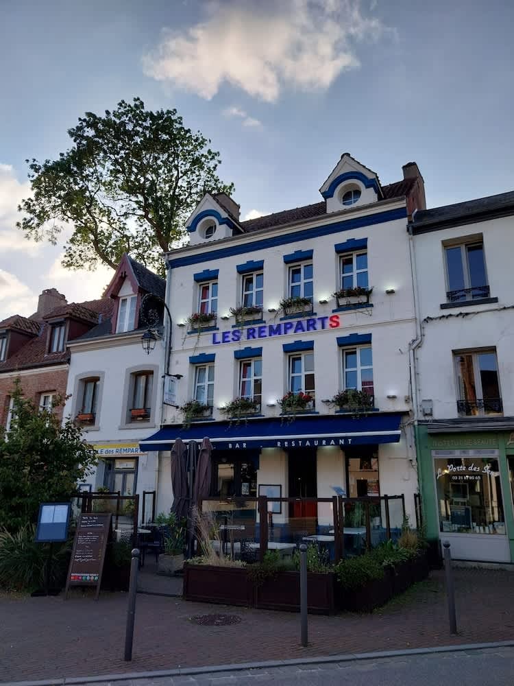 Les Remparts 1
