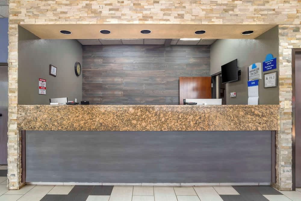 Quality Inn near Speedway 2