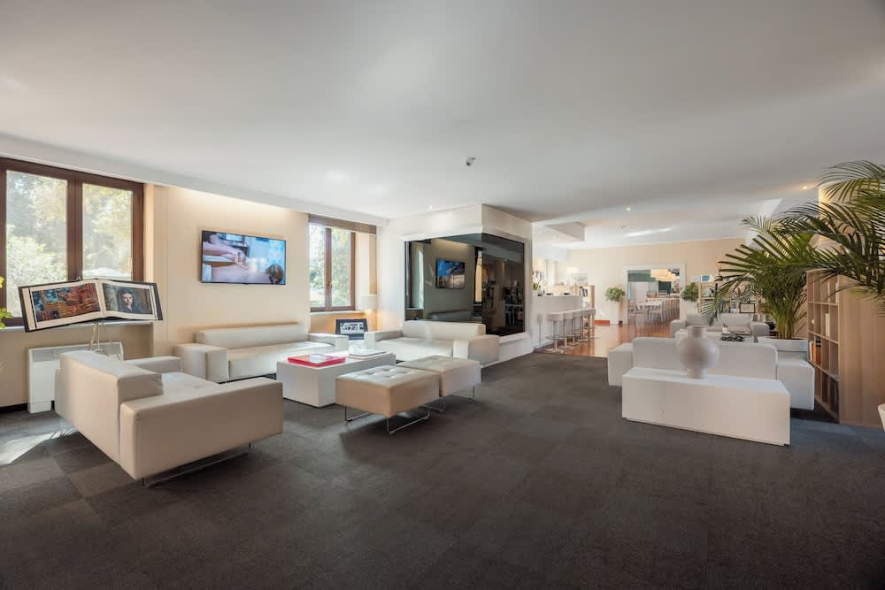 Garden Area Roma Eur 4