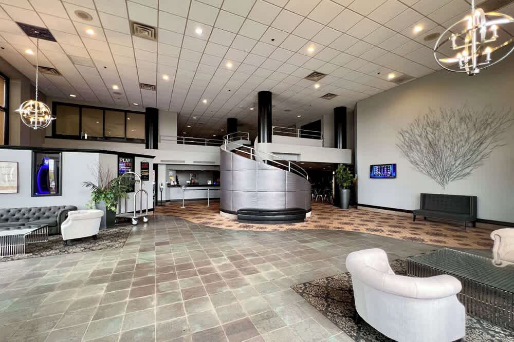 Quality Inn & Suites Orland Park - Chicago 3