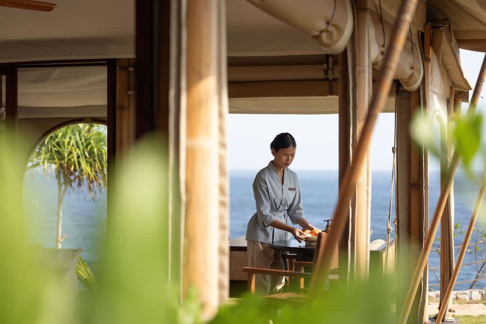 ARNA Suites and Ocean Lounge 2