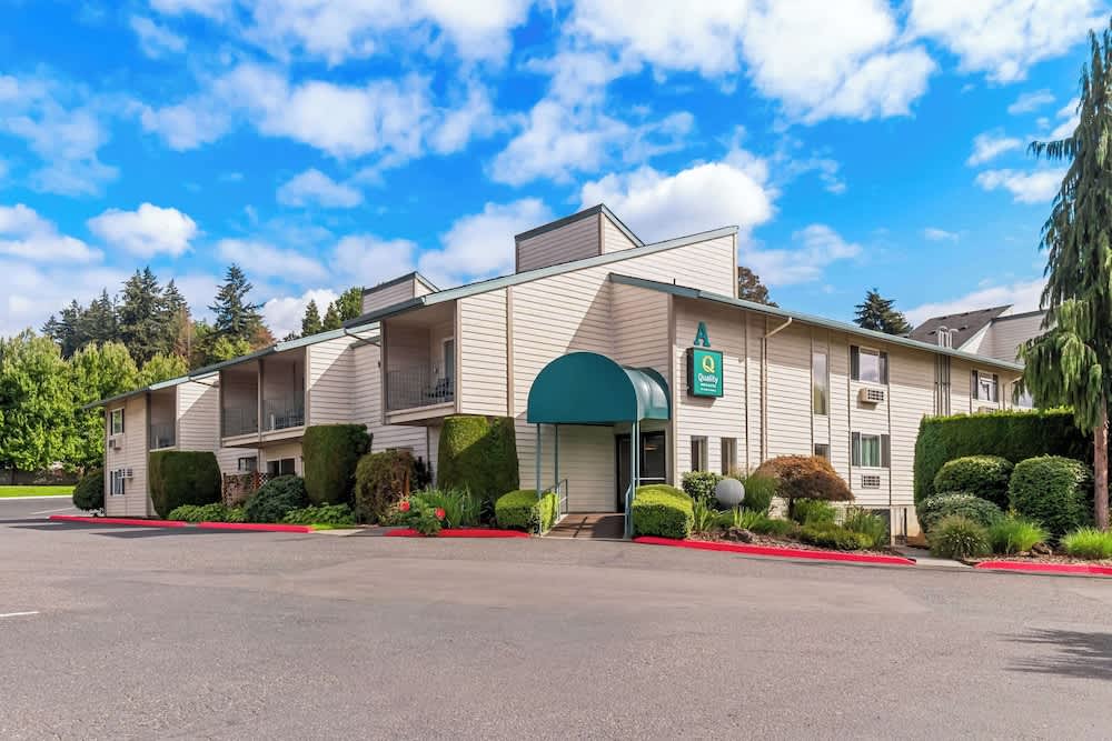 Quality Inn & Suites Vancouver - Hazel Dell 1