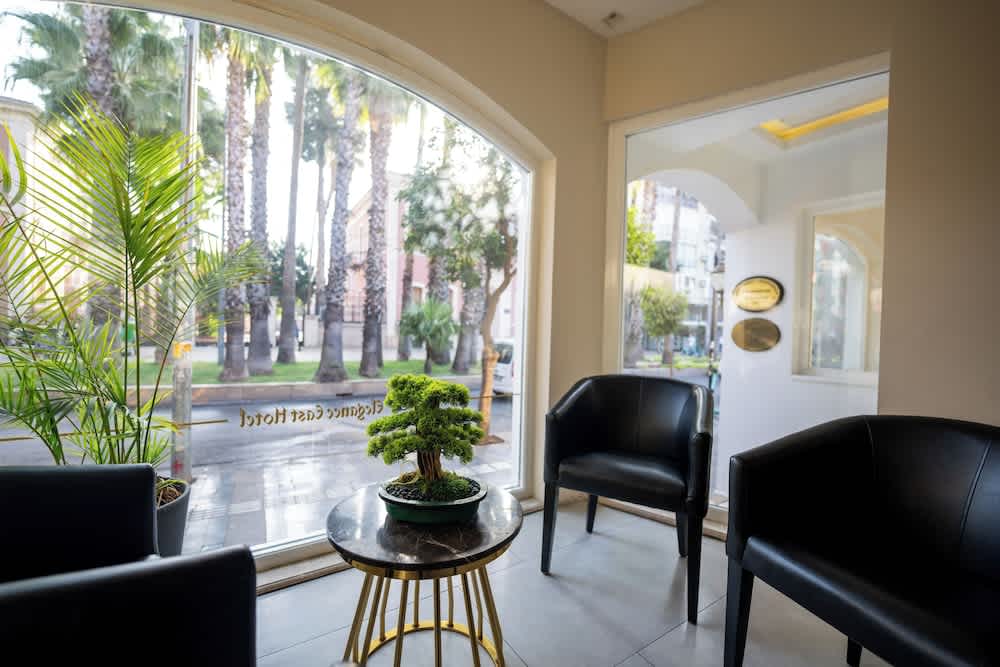 Elegance East Hotel 4