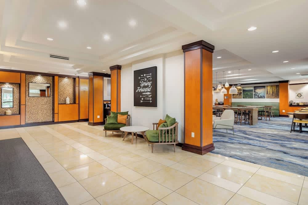 Fairfield Inn & Suites by Marriott Houston Conroe 1
