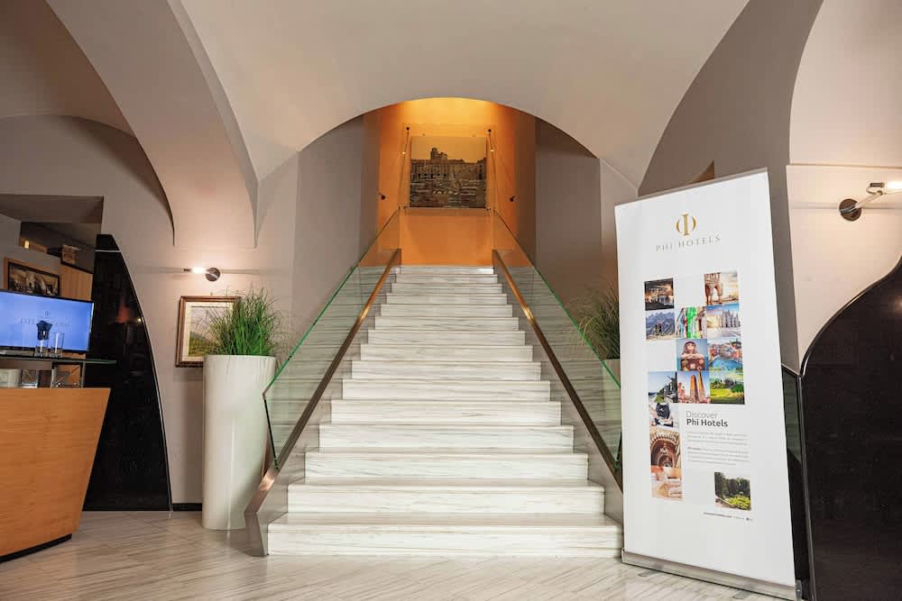 Phi Hotel Principe 2