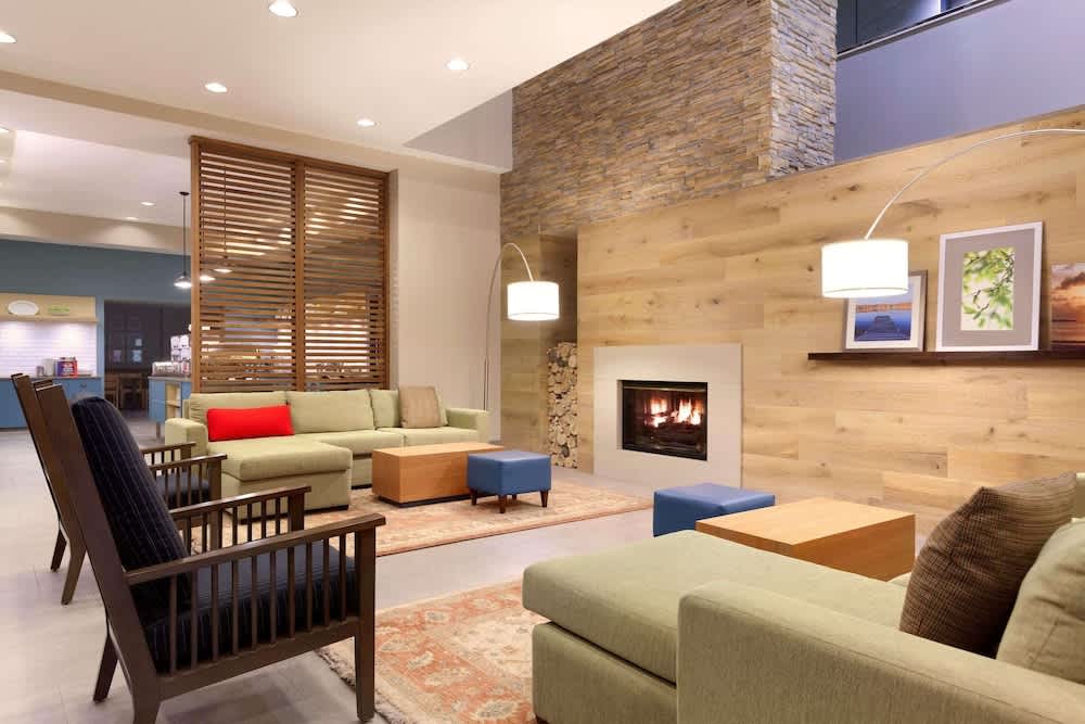 Country Inn & Suites by Radisson, Bloomington at Mall of America, MN 2
